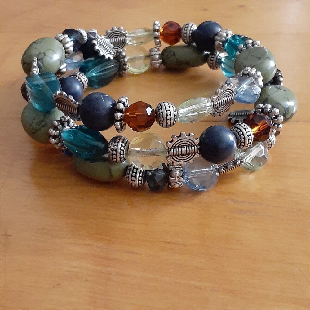 Mixed Media 3 Layer Memory Wire Bracelet Alternat… - image 3